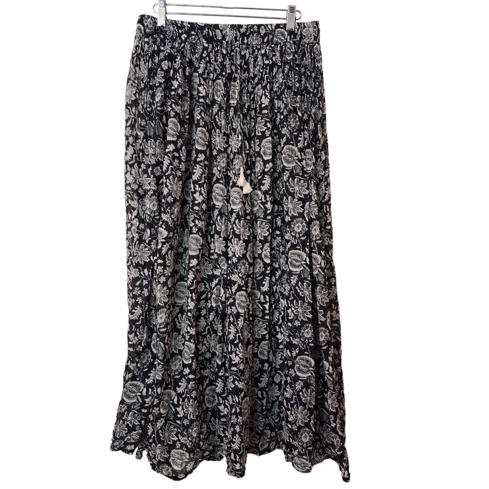 Black and White Floral Boho Skirt